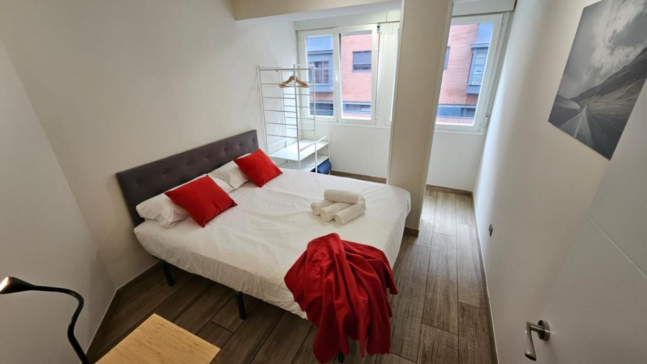 Luminoso Apartamento 6 Personas Pueblo Nuevo Madrid Luaran gambar