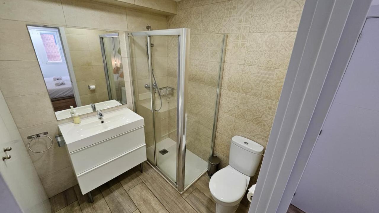 Luminoso Apartamento 6 Personas Pueblo Nuevo Madrid Luaran gambar